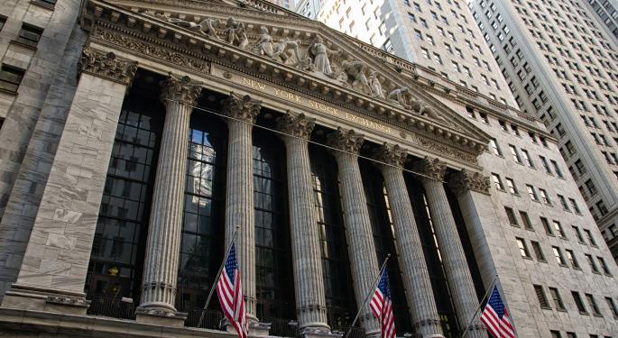 Chuck Schumer, Bernie Sanders Urge Limit On Corporate Buybacks