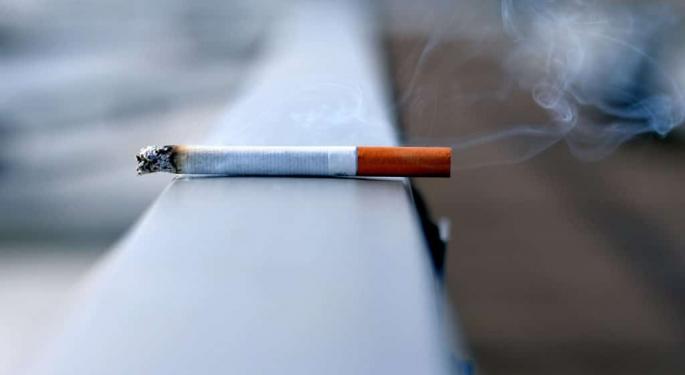 Coronavirus, Weed And Nicotine: Are Smokers And Vapers Facing Greater Risks?