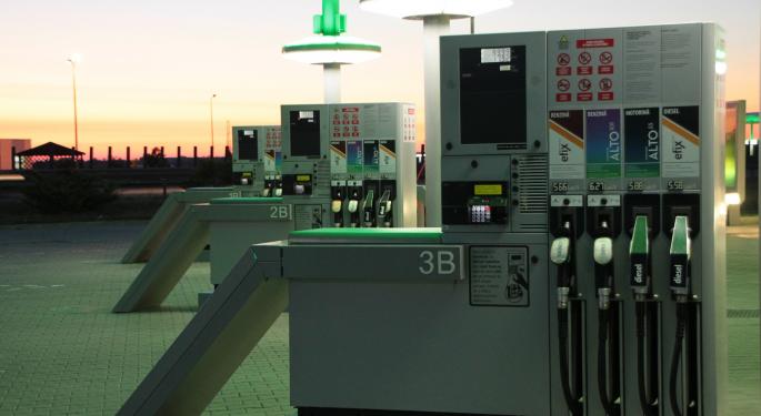 Jefferies Downgrades Sunoco LP To Underperform