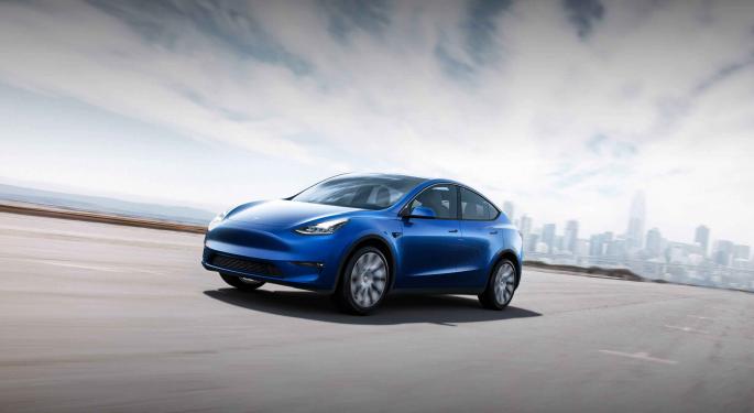 Tesla, Gigafábrica planea producir 550K autos para 20201