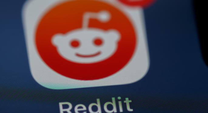 Reddit Valued At $10B, Founder Alexis Ohanian Shares Thoughts On Community