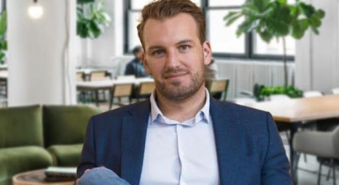 How One Premium NFT Platform is Rewarding NFT Creators and Users