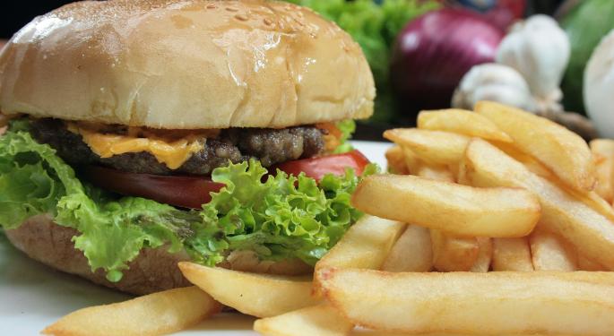 Fast Food Tops Fast Casual Traffic In 2016