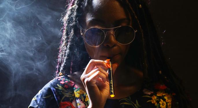 Denver City Council Says Yes To Cannabis Smoking Clubs And Marijuana Delivery