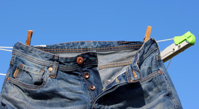 Zumiez Defies Retail Weakness Story With Q2 Beat