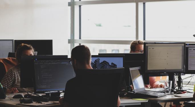 4 Arista Networks Analysts Weigh In On Sustainability Of Strong Growth Following Q4 Print