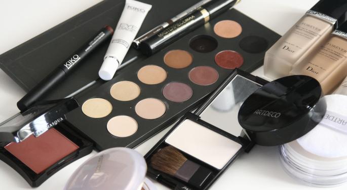 Nomura Boosts Ulta Salon Price Target To $244, Says 15% Comp Lies On Another Plane