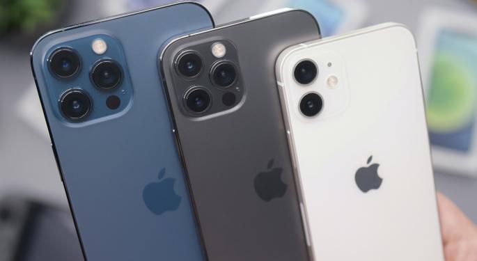 Apple reduce en un 70% los pedidos del iPhone 12 Mini