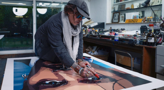 Johnny Depp lancia collezione NFT con le sue opere