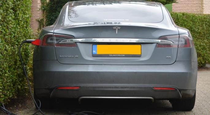 Tesla Poised For Outsized Benefit From Volkswagen Scandal, Morgan Stanley Argues