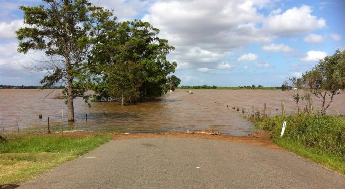 Hot Shots: Historic Flooding, Hefty Haul And More