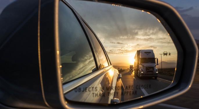 BofA Downgrades US Xpress Enterprises Even As It Expands Variant Trucking Segment
