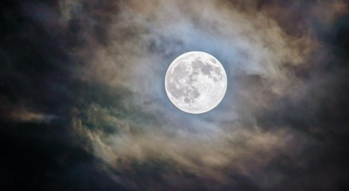 SafeMoon Unsafe? Blockchain Security Firm Says 2 Million Investors At Risk Due To Critical Vulnerabilities