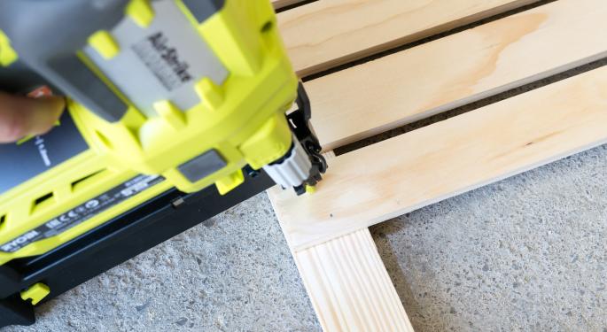 Home Depot Beats Vs Weakening DIY Trends