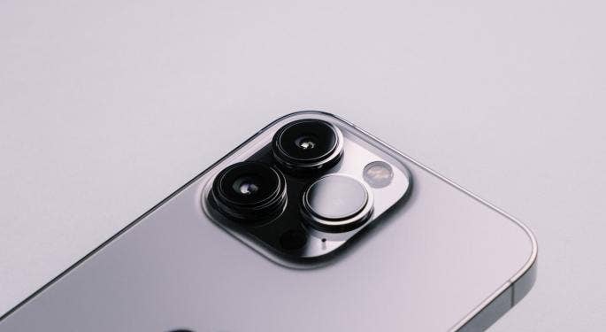 Apple réduit sa production d’iPhone 13 faute de puces