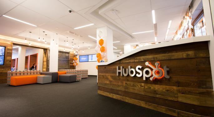 HubSpot Sales Climb On 100K Customer, $1B Annual Recurring Revenue Milestones