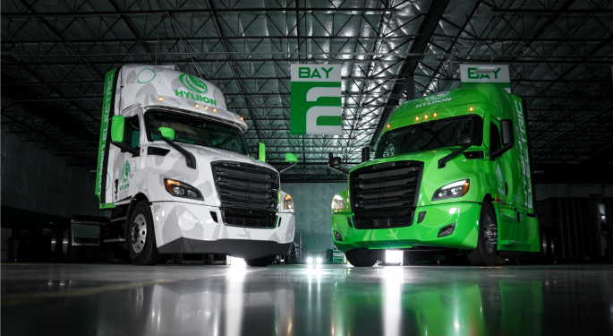 Hyliion Unveils Hybrid Powertrain System: What Investors Should Know