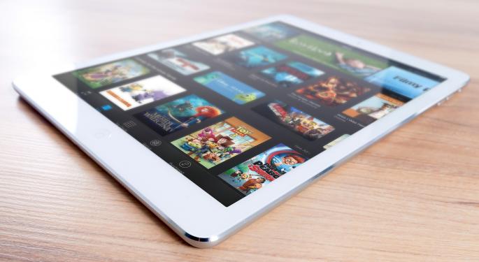 'Netflix Of China' CEO: Apple Is 'Outdated' And iPhone SE Is 'A Product With A Very Low Level Of Technology'