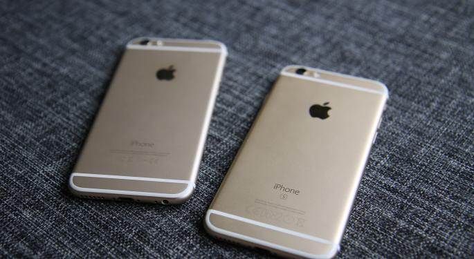 Apple's Target Cut To $130 By BTIG, Sees 4% Decline In Revenue