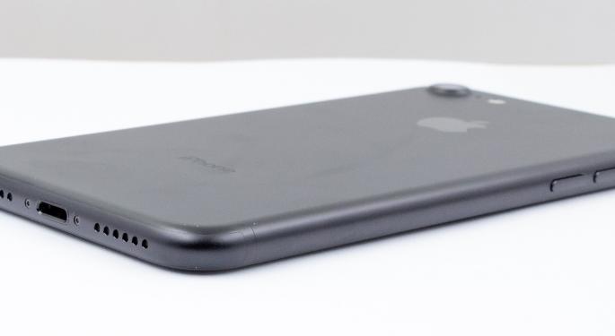The iPhone 8 Won't Help Apple