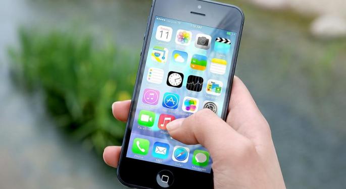7 Things Younger Than iPhone As The Device Prepares To Turn 10