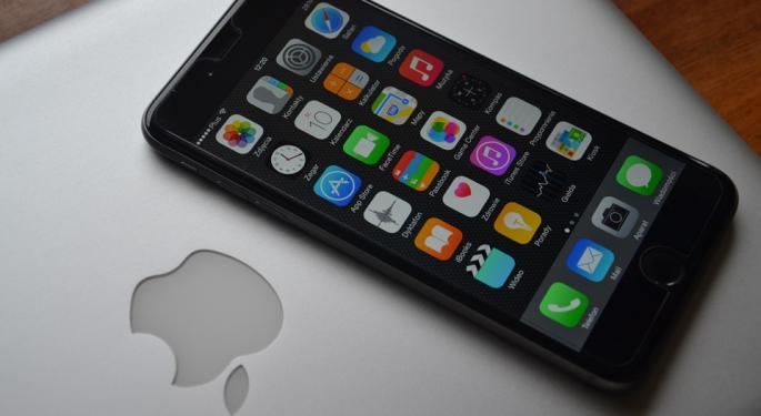 As iPhone Outlook Is Tempered, So Too Baird's Himax Estimates