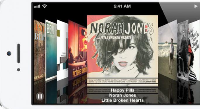 Apple's iPhone 5 Brings New Customers to Sprint