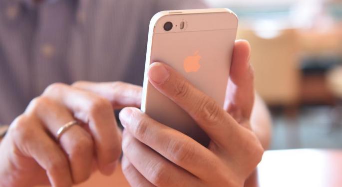 iPhone Sales Could 'Skyrocket' With Apple Watch