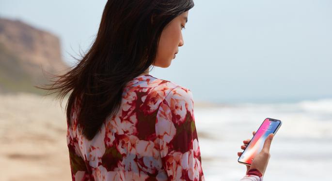BofA: Don't Write Off Apple's Hardware Business Just Yet