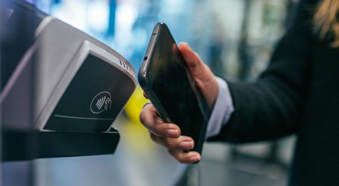 Cashless Bank Transfers For Cannabis Companies? 22 Governors Say Yes And Take Their Case To Congress