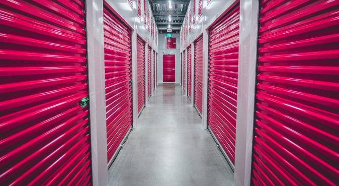 This Storage Unit Stock Has A Better 1-Year Return Than Microsoft, Apple, Starbucks And Moderna