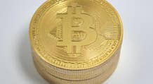 Bitcoin raggiunge un altro massimo storico