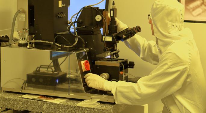 Apple, Google, Tesla, Others Face Consequences Of Hardware Jobs Being Seen As 'Uncool' In Silicon Valley Amid Their Chip Forays, Says Analyst