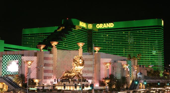 MGM CEO Jim Murren To Step Down, Withdraws Guidance