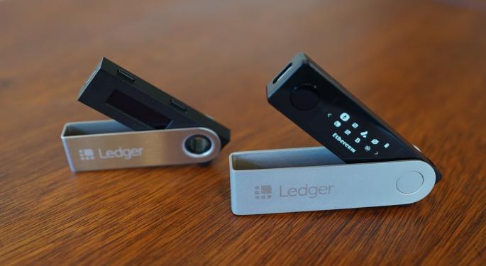 A Hardware Wallet For NFTs? Meet The Ledger Nano S Plus