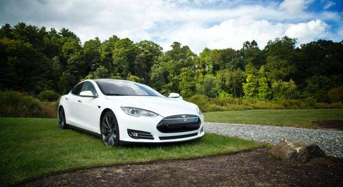 Nuova auto Tesla da $25.000, i rivali cinesi non si scompongono
