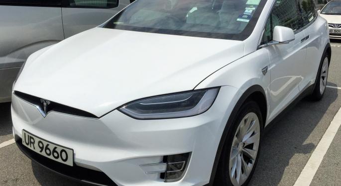 Tesla reembolsará gastos por reparación de MCU