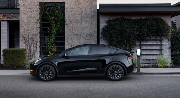 Tesla Bumps Up Prices Of Model 3, Model Y EVs In China By Over $1,500