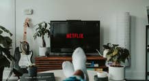 Netflix, in arrivo la funzione ‘Shuffle Play’