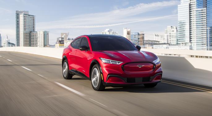 Ford Sold Nearly As Many Electric Mustangs As The Traditional Variant In November, 8% Higher Than Previous Month