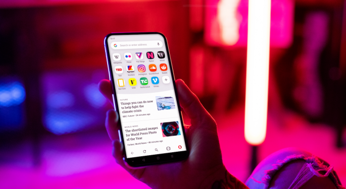 Opera Web Browser Integrates DeFi Service DeversiFi