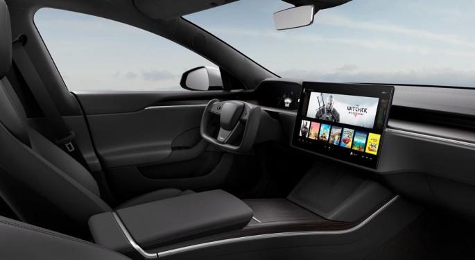 More Pictures Of Refreshed Model S In The Wild As Deliveries Get Closer