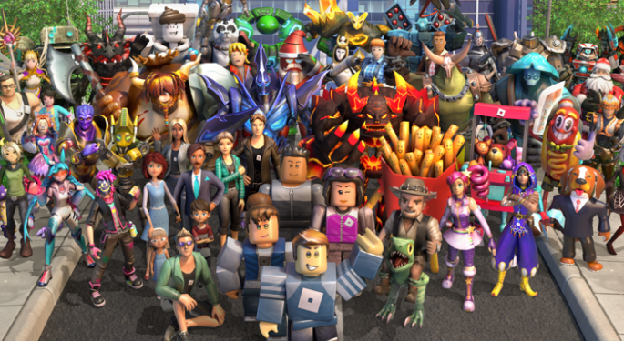 Roblox Outage Lasts All Weekend And It's Not Chipotle's Fault: What Investors Should Know