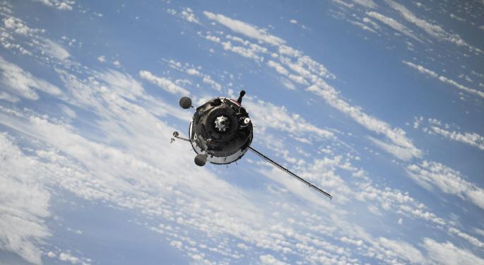 Analysts React To FCC Decision On Intelsat C-Band Spectrum Auction