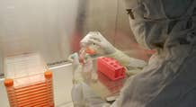 AstraZeneca testa il vaccino Covid con Sputnik V