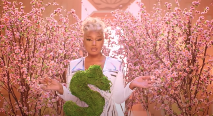 What's The Deal With #CashAppForHotties And Megan Thee Stallion?
