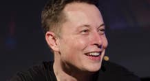 Elon Musk offre i suoi consigli sui migliori investimenti