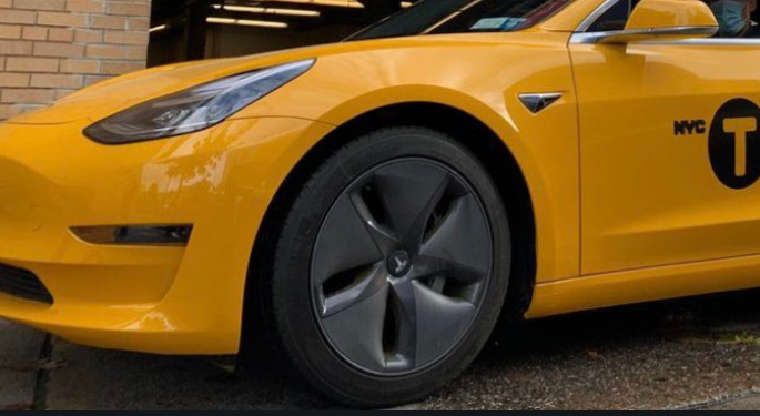 Tesla Model 3 Yellow Taxi Cabs Begin Giving Rides In NYC