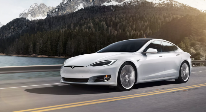 Tesla Updated Model S Range To 409 Miles, Report Suggests