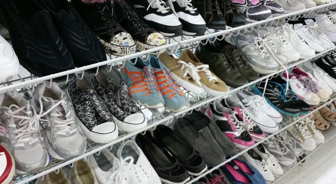 Is Another Potential Acquisition Coming For Foot Locker? Analyst Looks At European Market